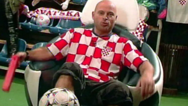 'Udarajte žene tamo gdje su najslabije... opalite je novčanikom po labrnji'