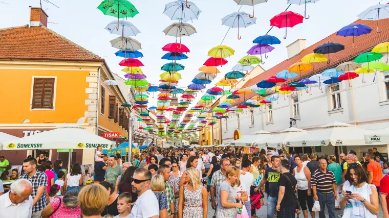 Kreću pripreme za Porcijunkulovo: Vi&scaron;e od 300. 000 posjetitelja uživat će na koncertima Nine Badrić, Massima...