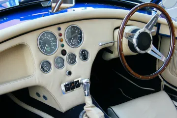 Praktični savjeti za čišćenje kože u autu