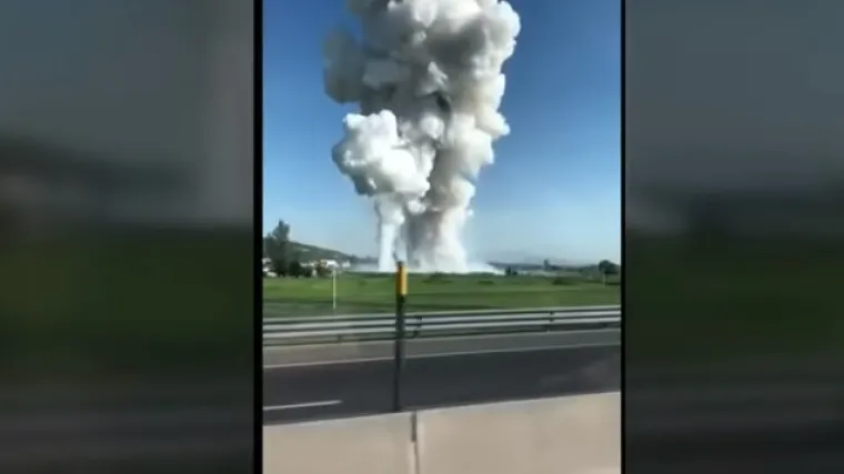 Poginule 24 osobe, među njima su policajci i vatrogasci