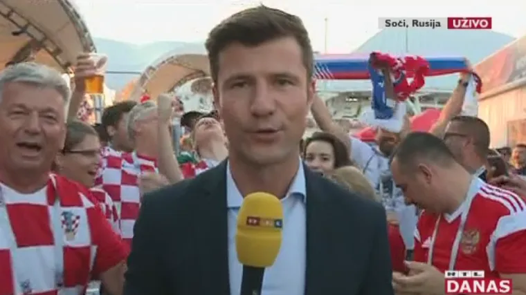 Naš reporter našao se usred invazije hrvatskih navijača u Sočiju: pogledajte kakva ludnica vlada uoči utakmice