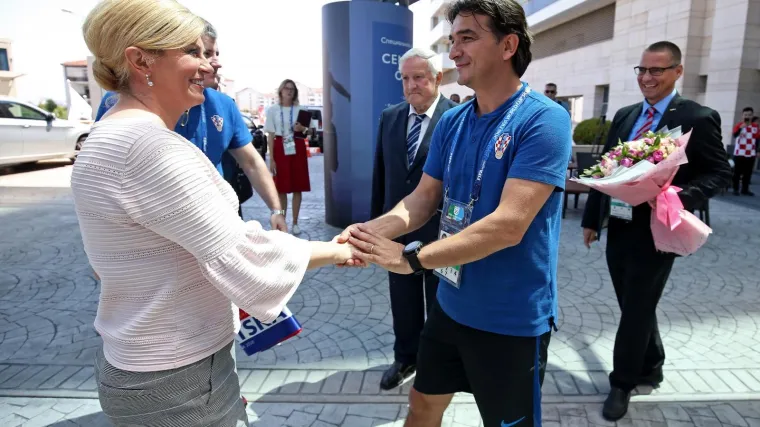 'Neće mi se biti lako suzdržavati pred premijerom Medvedovom u VIP loži'