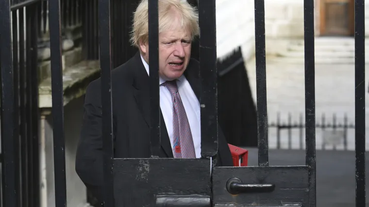 Potres u britanskoj vladi: Boris Johnson zbog Brexita podnio ostavku