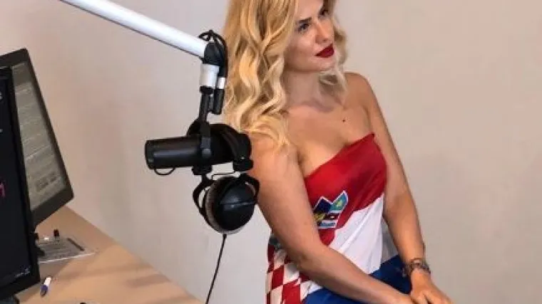 Na poslu skinula sve sa sebe i ogrnula se hrvatskom zastavom, za finale miče i nju?