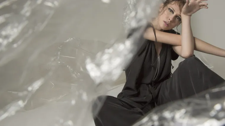 Hi-tech tkanine kao light motiv nove kolekcije Ogi Antunac