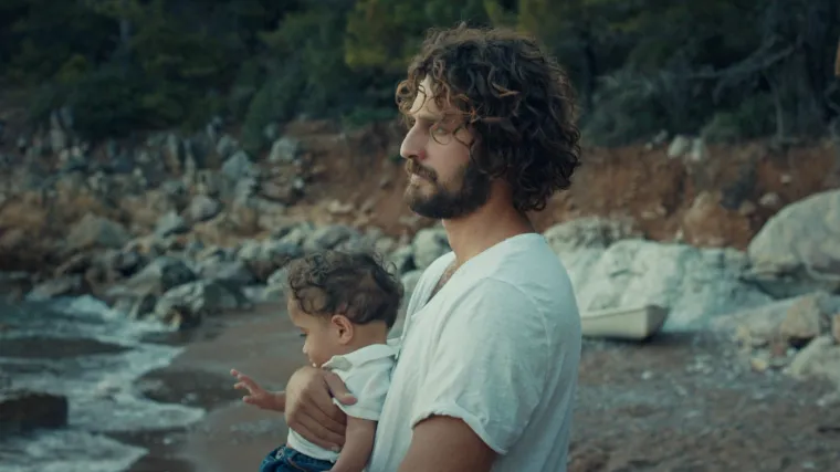 Iako se Hulija vratila kući između nje i Kerima stvari nisu vi&scaron;e iste (Djevojka sa sela)