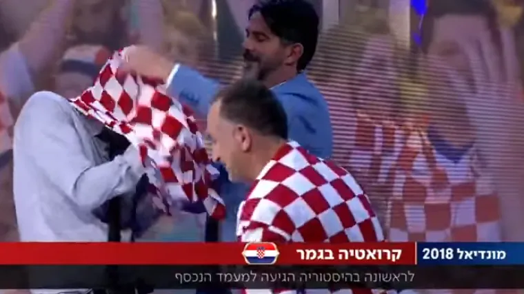 Nema neću: Rosso obukao kolege u hrvatske dresove pa sočno opsovao