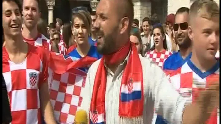 VIDEO Pogledajte poruku navijača iz hrvatskih gradova, Moskve i Pariza  za Vatrene