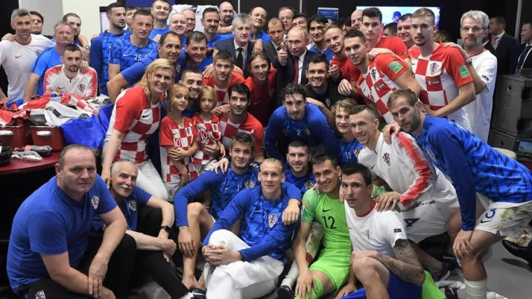 Putin u hrvatskoj svlačionici: Svi pričaju o njegovom potezu na ovoj fotografiji