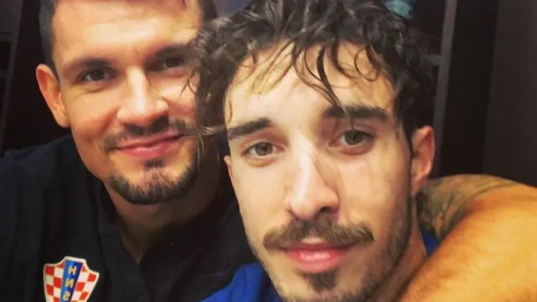 Vatrene posjetio poseban gost, Lovren i Rakitić briljirali porukama