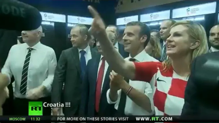 Igrači skandirali Putinu i Macronu, a onda je stvar preuzela na&scaron;a predsjednica