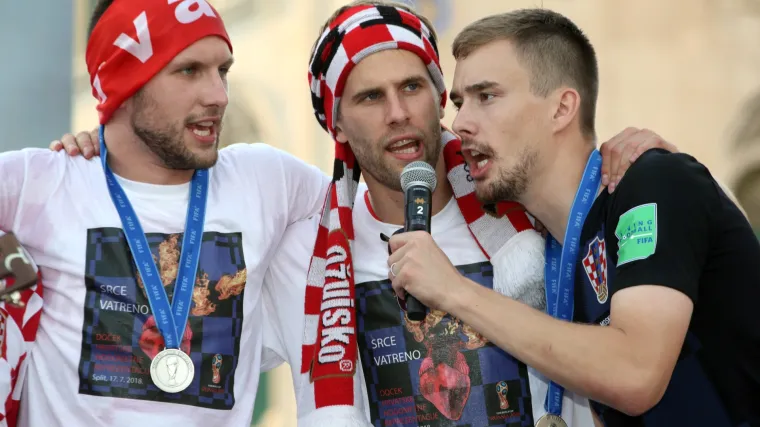 VIDEO Filip Bradarić emotivnim govorom zapalio Rivu: 'Vratit ćemo reprezentaciju u Split!'