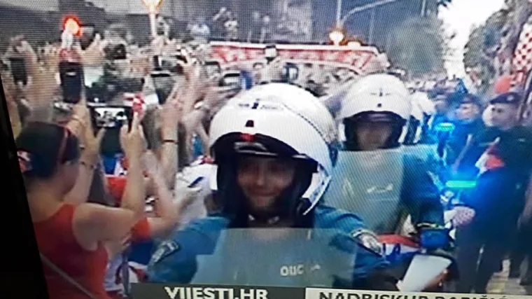 Znate ovog čovjeka? 'On je kralj! Nije se prestao smijati četiri sata, vodim ga na ljetovanje'