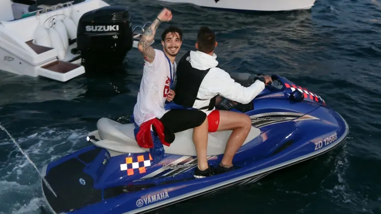 Lovren poručio &Scaron;imi: Sljedeće gdje te želim vidjeti je u MiG-u!