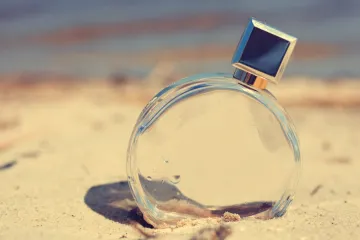 Top 5 ženskih ljetnih parfema koji nas mirisom vode do najljepših plaža