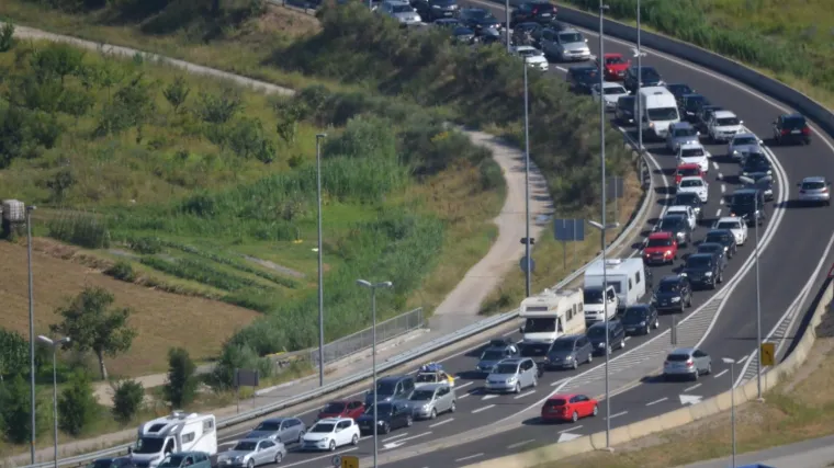 Kilometarske kolone na granici s BiH: Gužve su i na A1, A3 i Ipsilonu