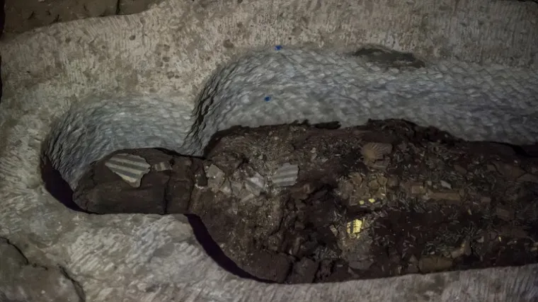 Pronašli i srebrnu masku optočenu zlatom