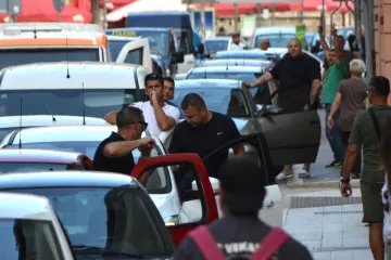 'Taksisti su nam priredili sačekušu, tukli nas i gazili...'