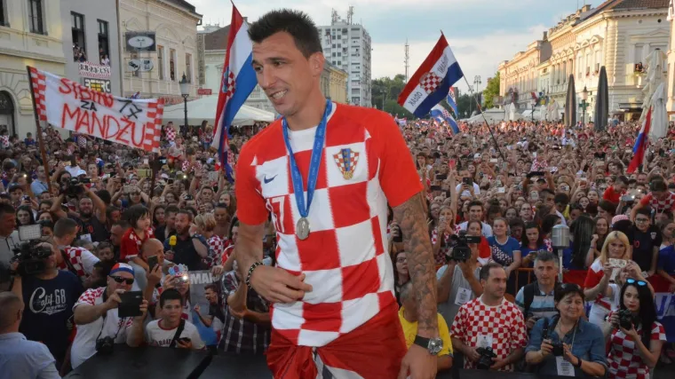 Veliko srce Marija Mandžukića: Bez ikakve najave uplatio donaciju Zakladi Ana Rukavina