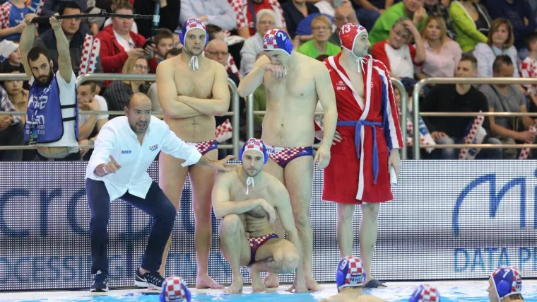 U polufinalu se susreću aktualni svjetski prvak Hrvatska i aktualni olimpijski pobjednik Srbija
