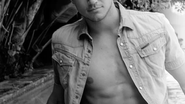 Robbie Amell