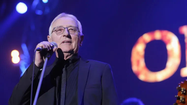 S pet godina je dobio usnu harmoniku, ljeti nije volio nastupati i nakon rata nikad nije oti&scaron;ao pjevati u Srbiju