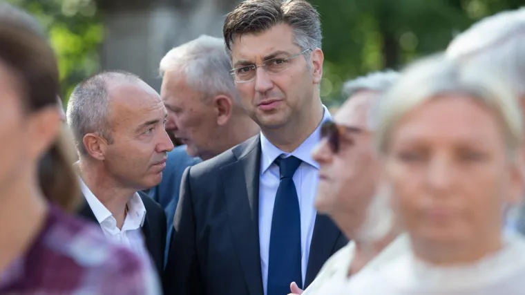 Otkrivamo kako su činovnici iz MORH-a postali povla&scaron;tena kasta