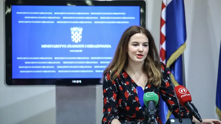 Iva Madunić ostvarila je najbolje rezultate na državnoj maturi iz čak tri predmeta