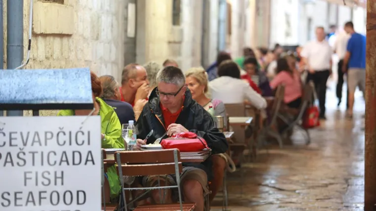 Cijene na nekim dijelovima Jadrana bacaju u nesvijest
