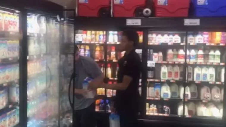 Jednostavna gesta ovog zaposlenika značila je svijet mladiću s autizmom