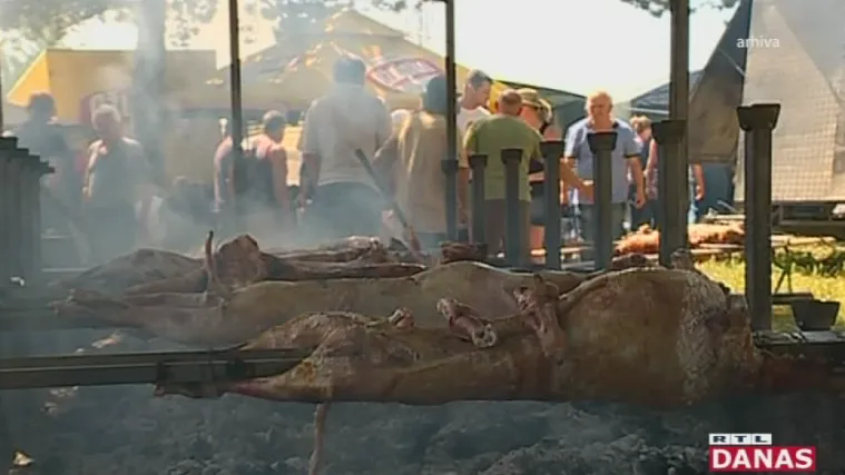 Pazite &scaron;to jedete po vrućinama: Salmonela se lako razmnoži ako hrana nije dobro termički obrađena