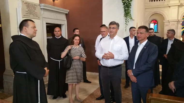 Premijer Plenković stigao u Sinj: U 16.30 sati nazočit će 303. Sinjskoj alci