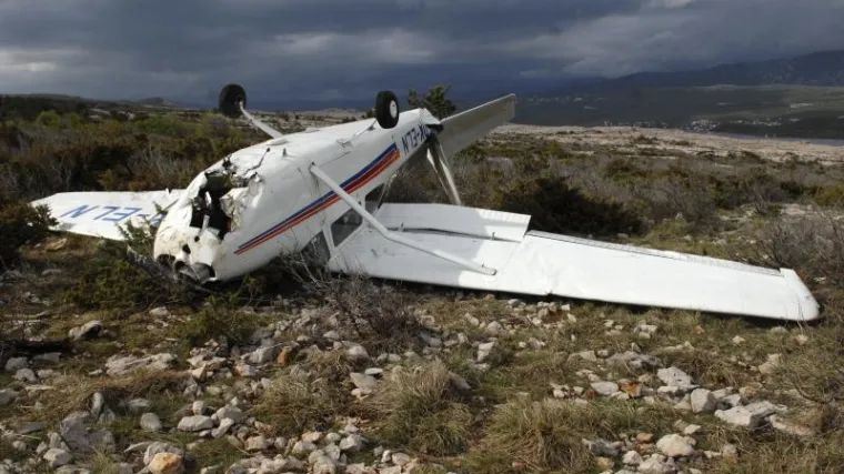 Velika tragedija u &Scaron;vicarskoj: Dvadeset ljudi poginulo je u padu zrakoplova u alpama