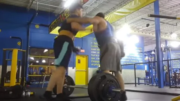 'Izlazi, nije ti ovo privatna soba!': Čovjek istjerao bodybuildera iz teretane jer je radio preveliku buku