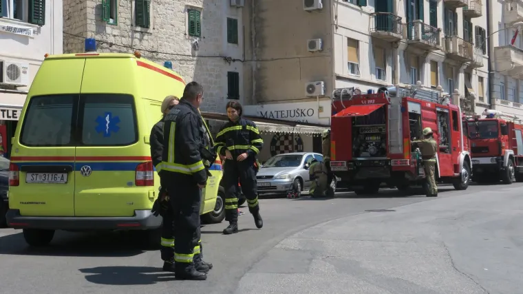 Dvojica napadača vatrogascu slomili vilicu i nos: Obojica u istražnom zatvoru