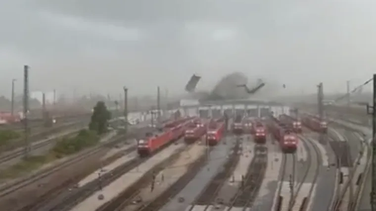 Ceste i željeznice zatvorene, ima i ozlijeđenih
