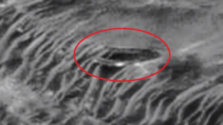 'Ove snimke s Marsa otkrivaju građevinu koja bi mogla dokazati postojanje života na tom planetu'