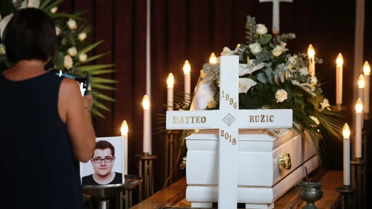 Je li ovo moguće: Došli izraziti sućut za Mattea pa dobili kazne za parkiranje!?