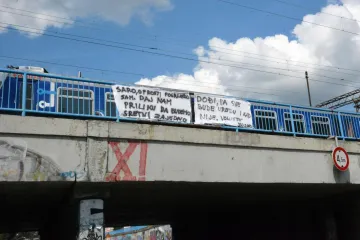 OVAJ JE NEŠTO GADNO SKRIVIO: Pogledajte kako se jedan Marko ispričava svojoj curi i moli je da ga primi nazad