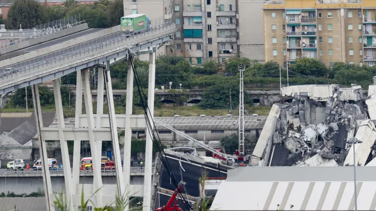 Vozač kamiona pred kojim se uru&scaron;io vijadukt: 'Gledao sam smrti u oči. Čudom sam preživio'
