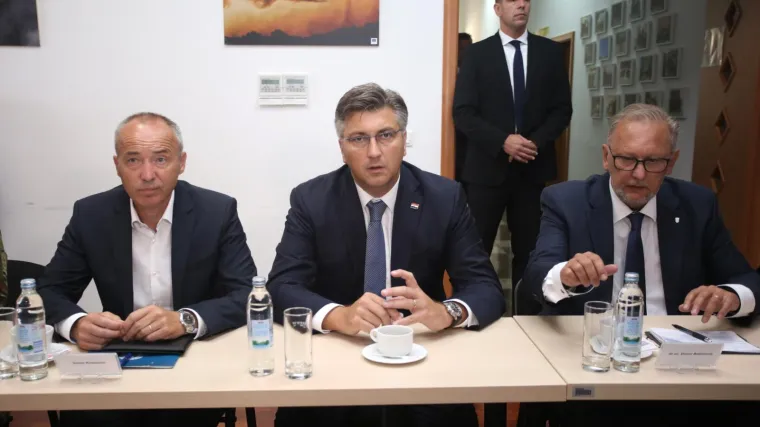 Ove godine ukupno 3200 nezakonitih prelazaka duž cijele granice