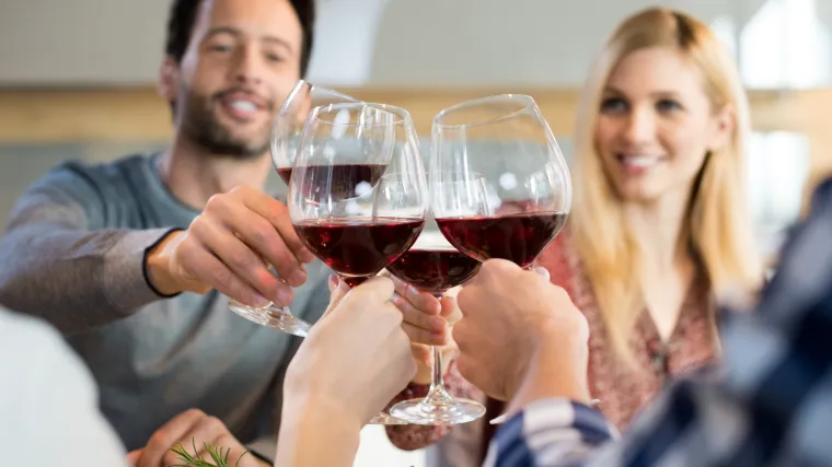 Znate li za&scaron;to smo gladni nakon konzumiranja alkoholnih pića? Sad imamo odgovor