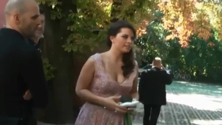 'Zar te tata nije učio pristojnosti?'