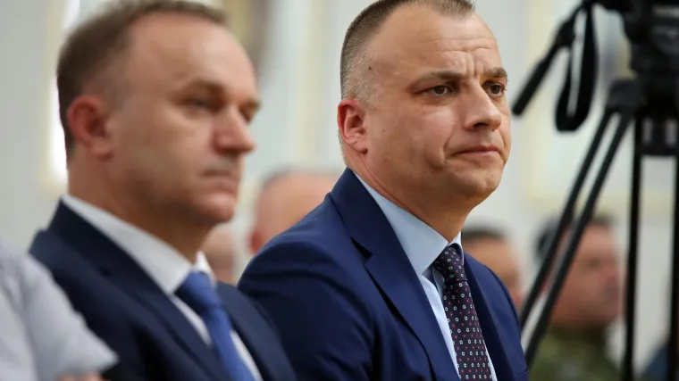 'Dao sam mi&scaron;ljenje kada sam bio na sastanku s određenim osobama'