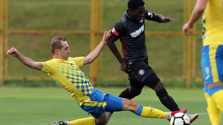 Kriza Bijelih se - nastavlja! Splićani se spasili nove blamaže iz penala u 75.