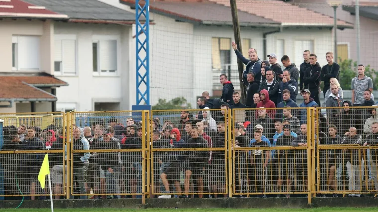 Hajduk traži obja&scaron;njenje za&scaron;to je Torcidi zabranjeno uno&scaron;enje spornog transparenta