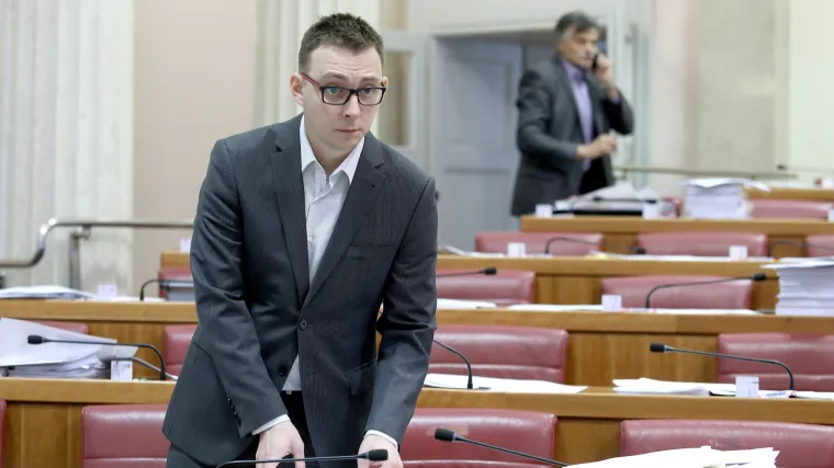 Bojan Glava&scaron;ević istupio iz SDP-a: 'Evo jo&scaron; jedne te&scaron;ke i bolne istine...'