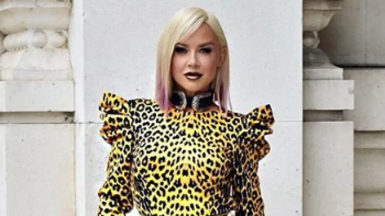 'Sve je super osim te haljine'