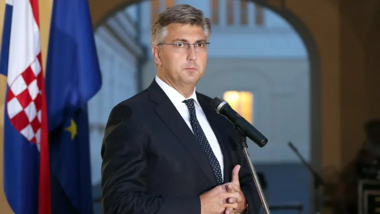 'Neću ostati bez njega zbog pritiska javnosti, nema tu sukoba interesa'