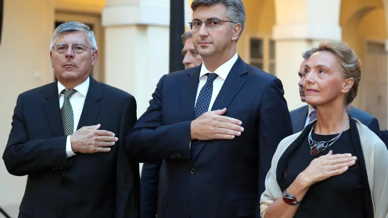 Evo &scaron;to je premijer rekao kad su ga pitali jesu li on i Vlada dezinformirali javnost